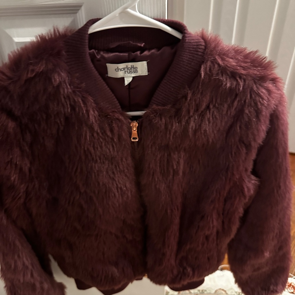 Charlotte Russe Faux Fur Jacket in Burgundy